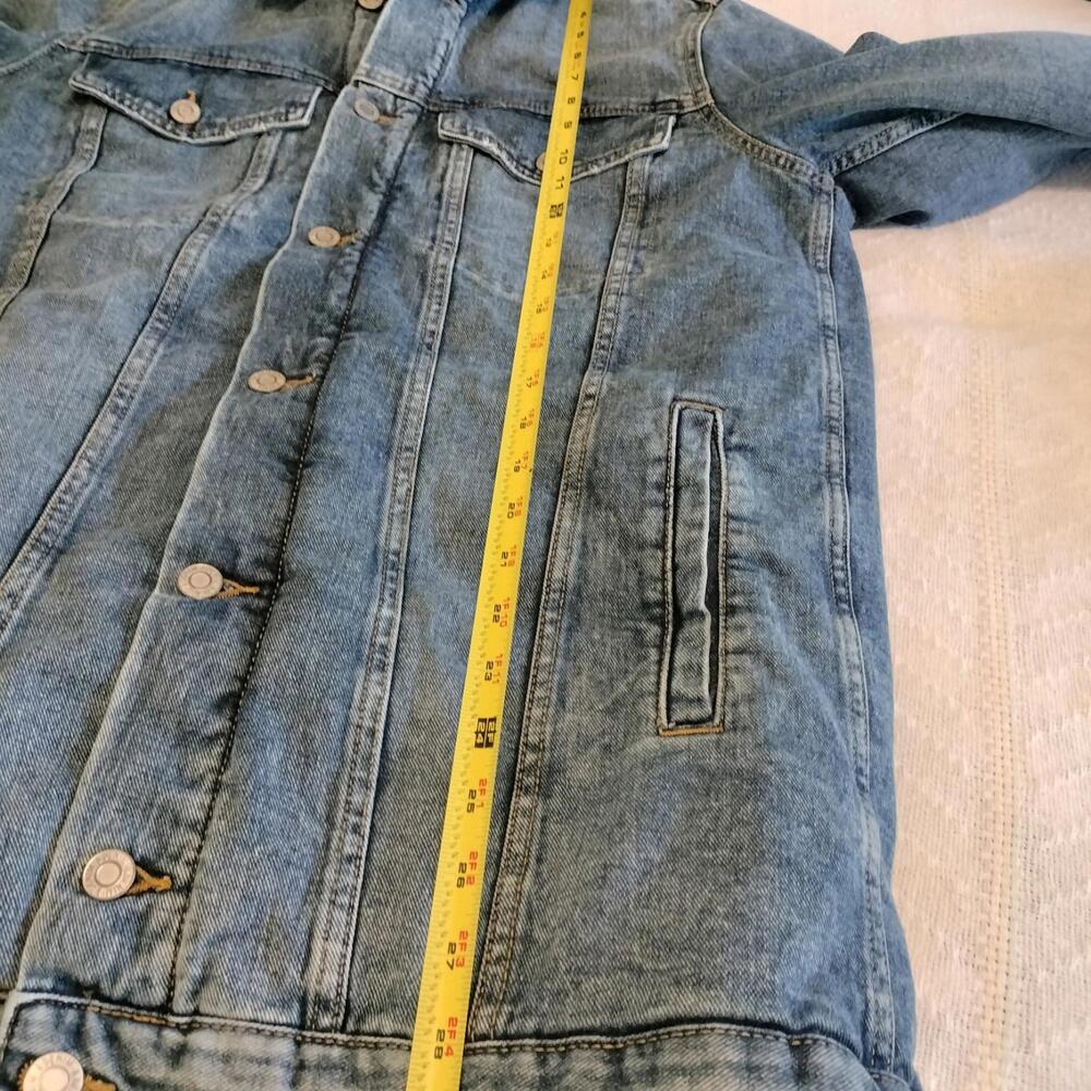 H&M Denim Jacket 4 front Pockets  Shearling Faux Fur Size 8 - Picture 3 of 9